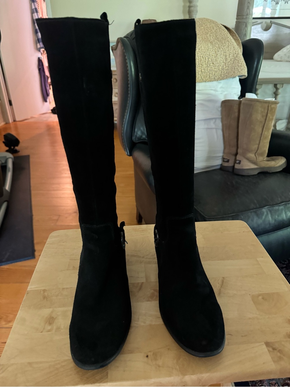 Black Knee-High Suede Riding Boots - Classic Women's Style La Canadienne